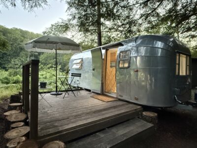 Boheme Retreats: Building Community